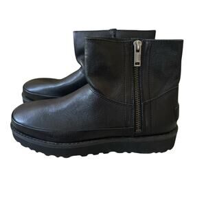 UGG Black Ankle Short Boots Women’s 6